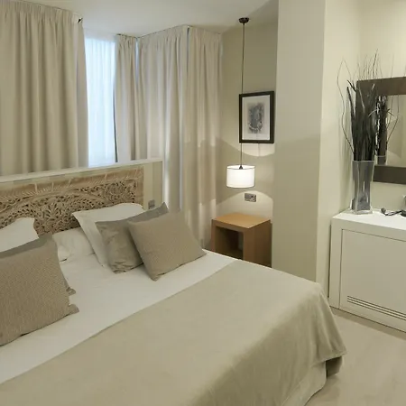 B&B 세레니아 익스클루시브 룸스 4*