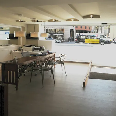 세레니아 익스클루시브 룸스 4* 바르셀로나